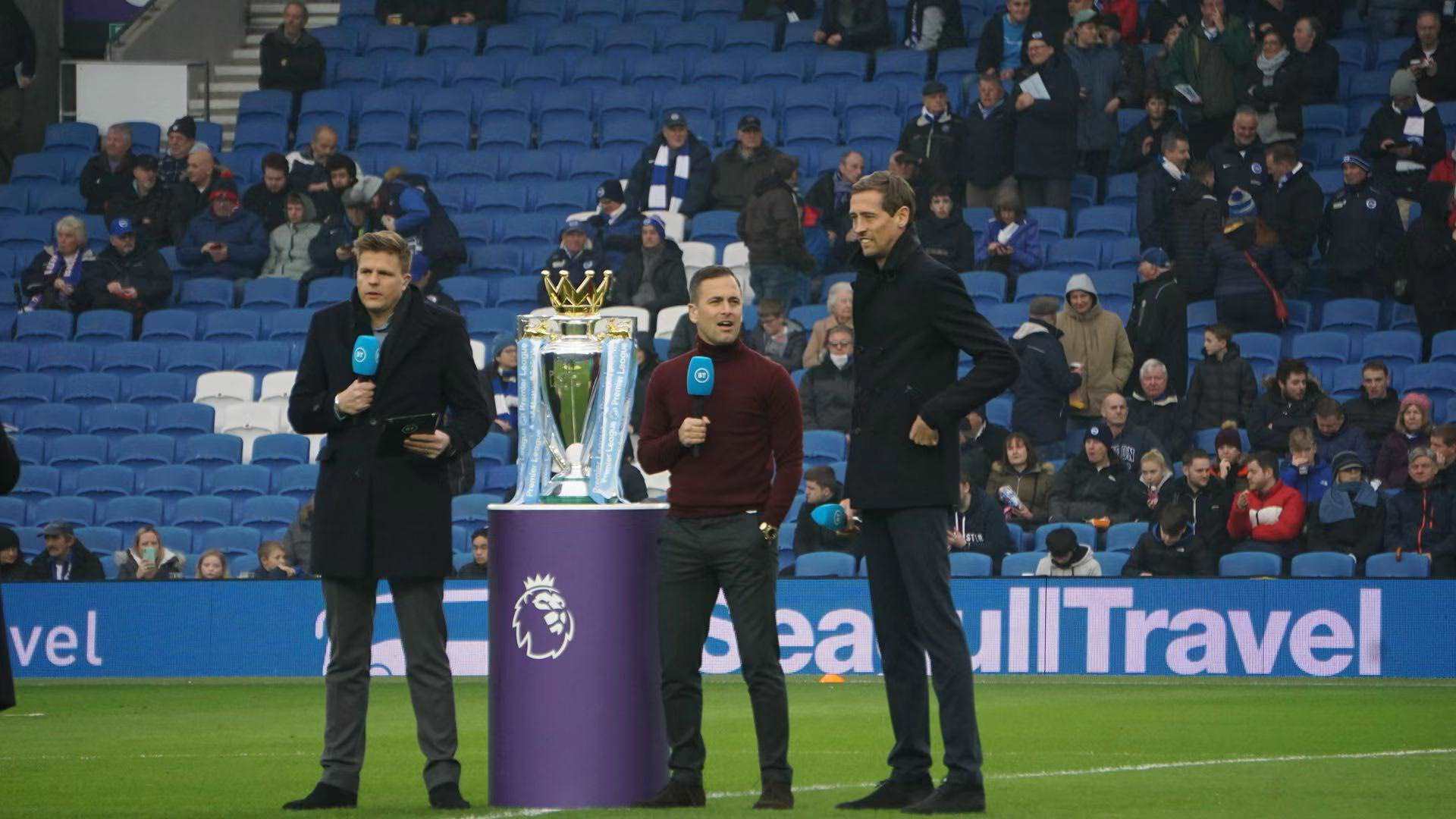 凭借战术上 凭借战术上