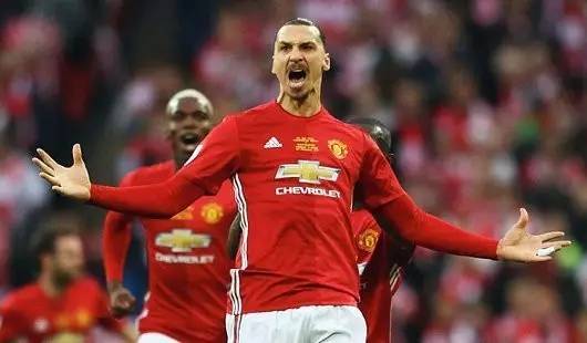 足球历史中 足球历史中