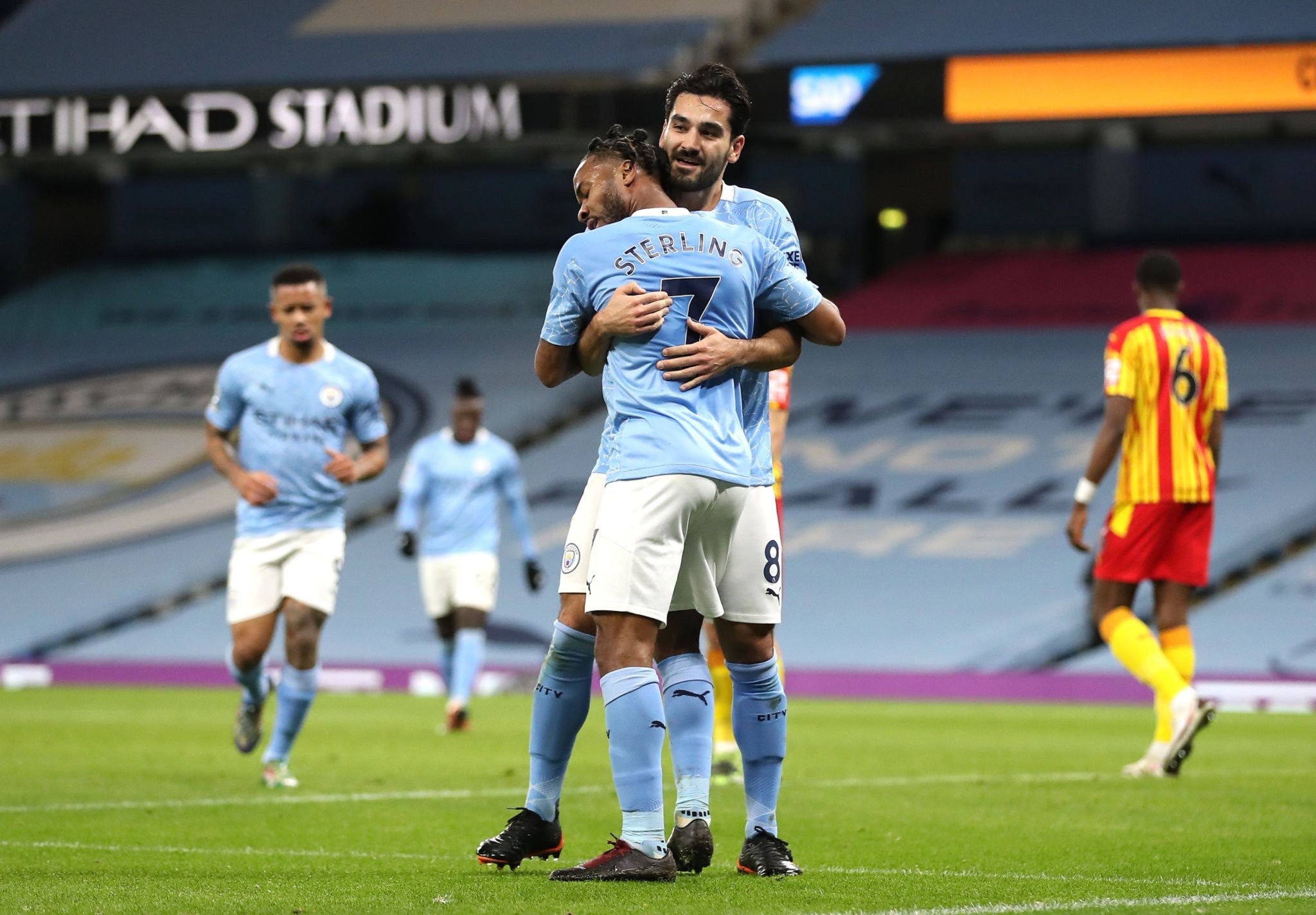 报道了一则 报道了一则